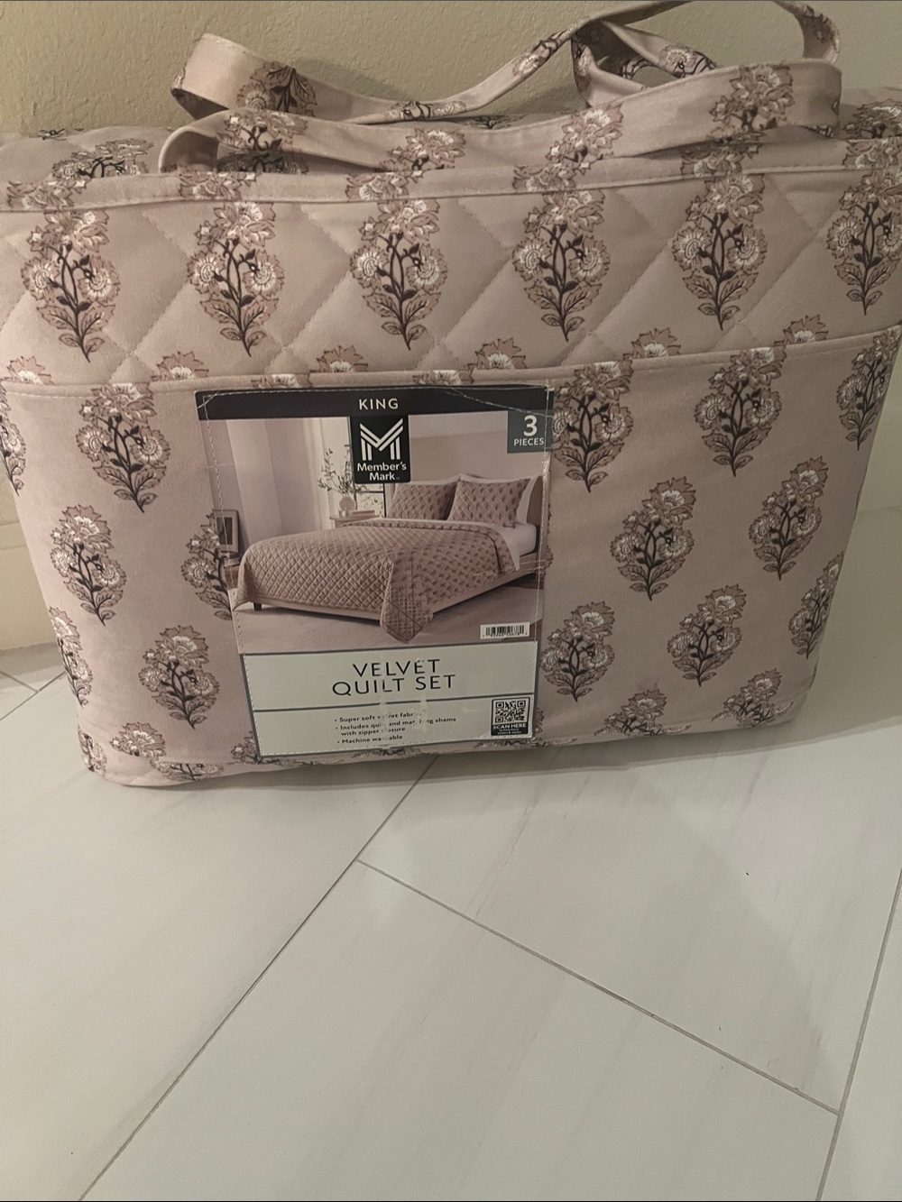 Member's Mark King Velvet Quilt Set in Blush Pink